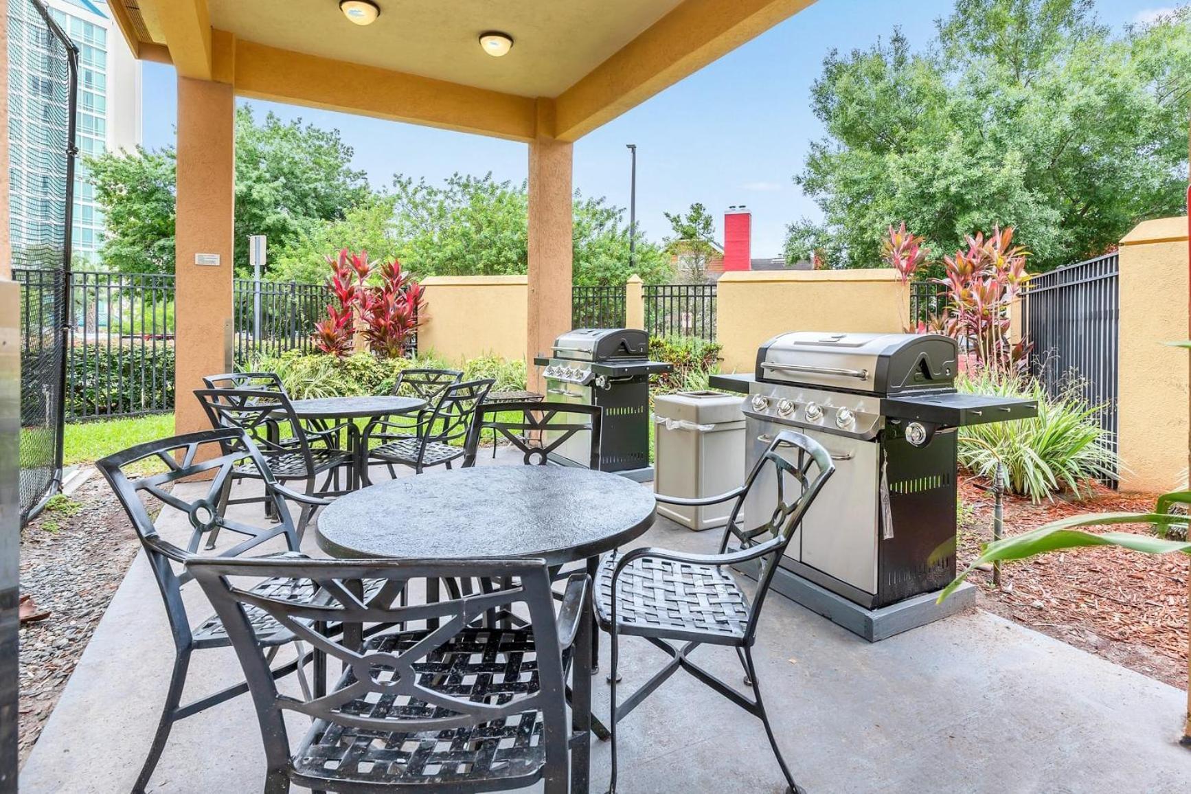 1Br 2 Queens Apt-Hotel With Pool, Hot Tub & Arcade, Near Disney & Universal! Orlando Ngoại thất bức ảnh
